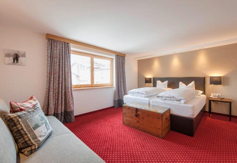 Haus Kueng Bed & Breakfast Zürs Dış mekan fotoğraf